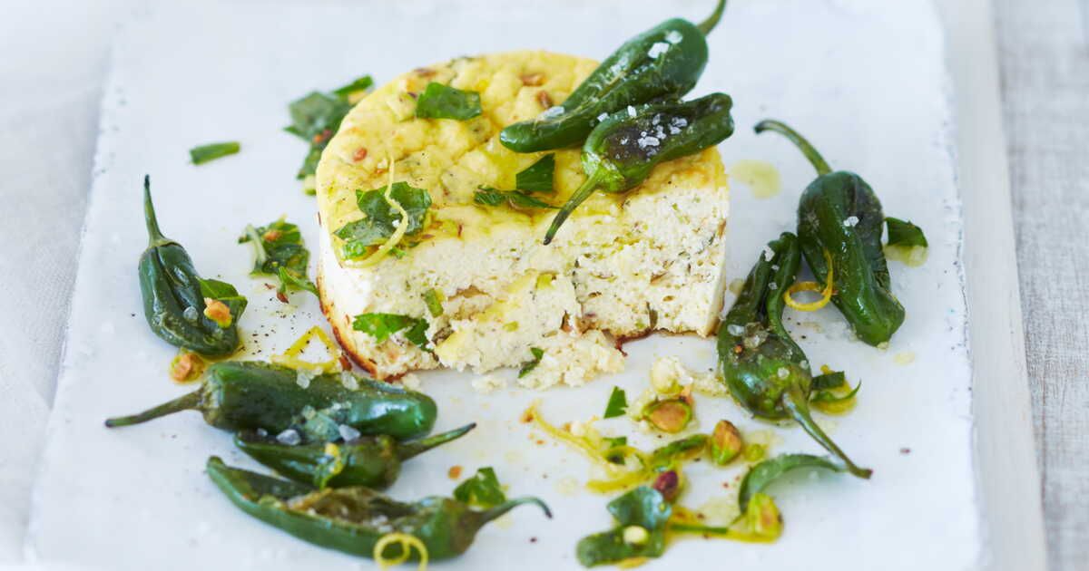 Flans de ricotta aux piments doux grillés