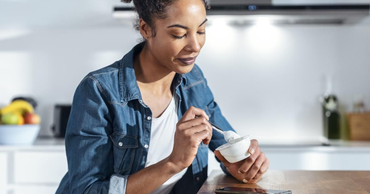 Yaourt ou fruit : quel dessert choisir pour une alimentation saine ?