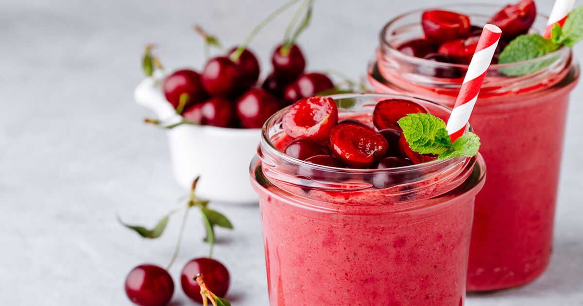 découvrez 10 recettes irrésistibles de milkshakes et smoothies pour l'été