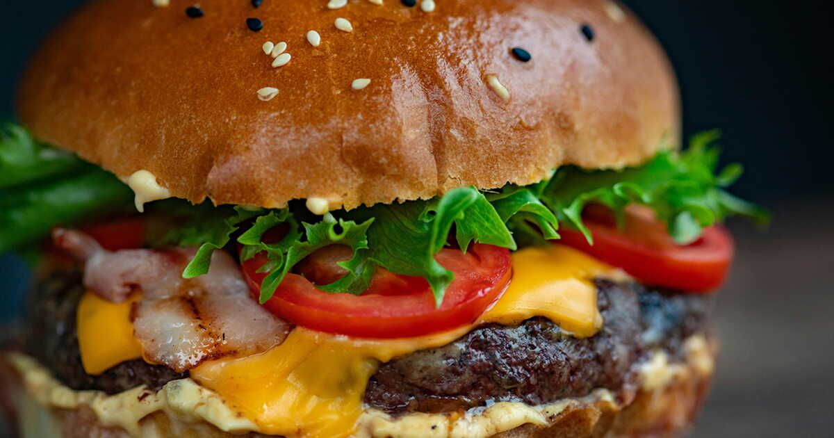 Choisir le meilleur pain pour un hamburger : conseils du champion 2023