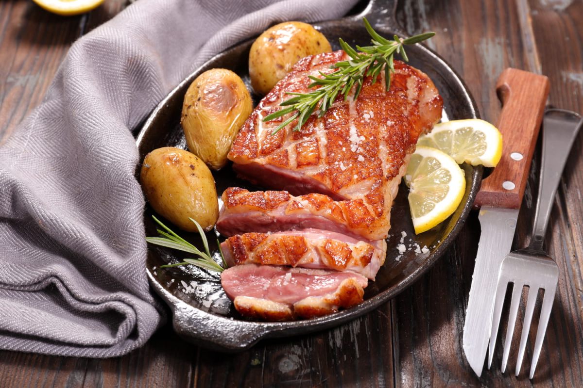 Les meilleurs accords vins pour sublimer votre magret de canard