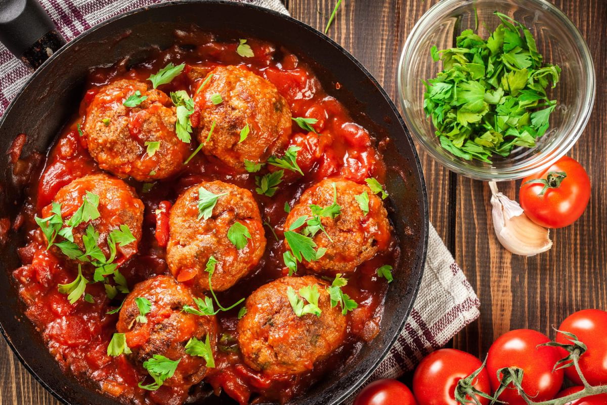 Délicieuses boulettes de bœuf maison : le secret du chef Cyril Lignac