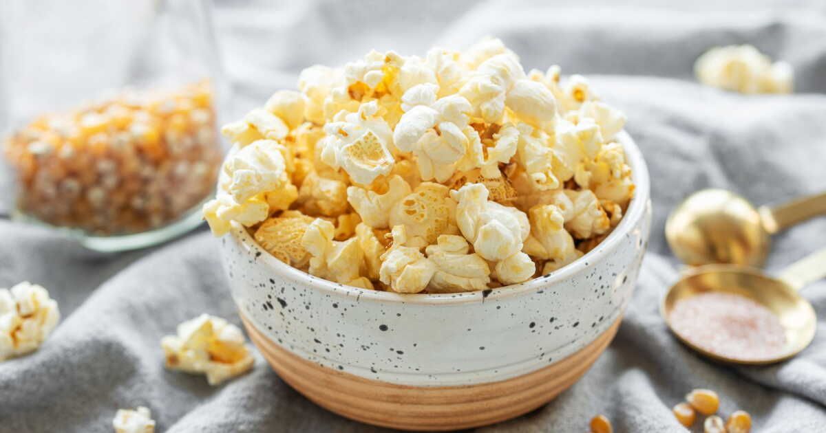 Khloé Kardashian lance Khloud, son pop-corn protéiné révolutionnaire