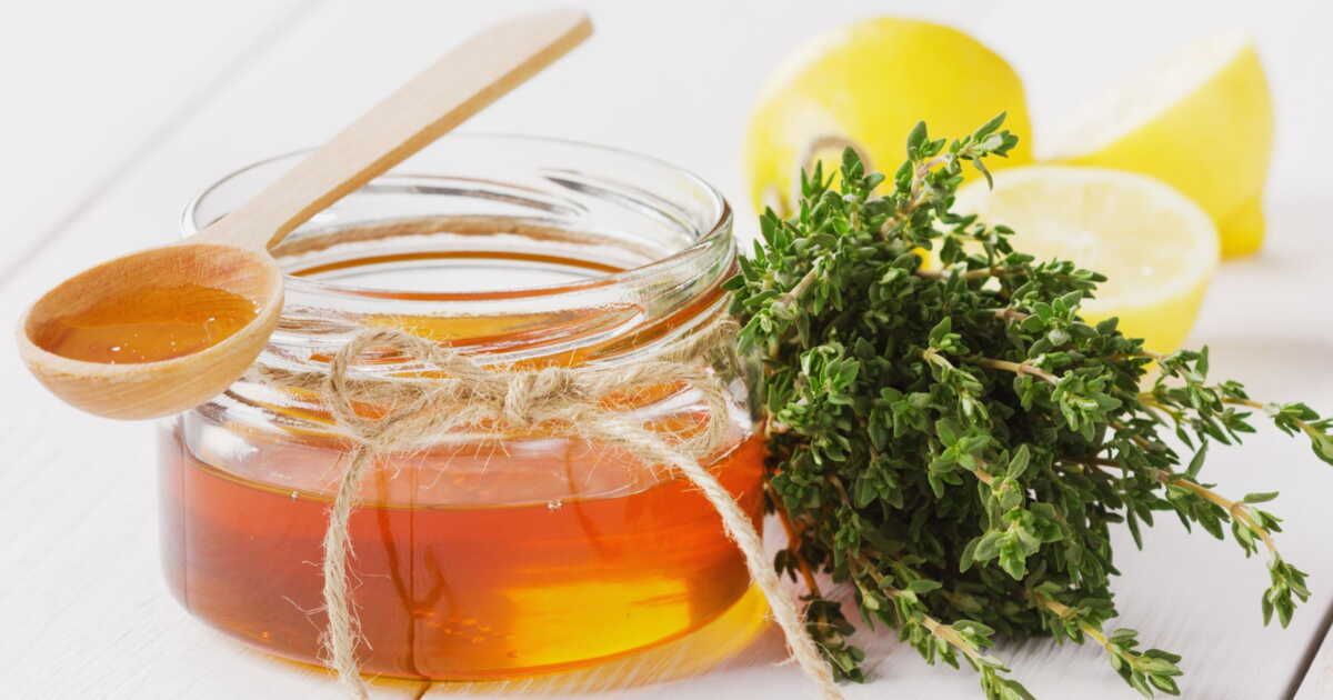 Les bienfaits surprenants du miel de thym, révélés par une naturopathe
