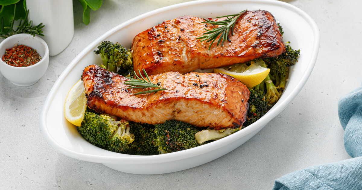 Des recettes de saumon au four prêtes en 15 minutes pour ravir vos invités