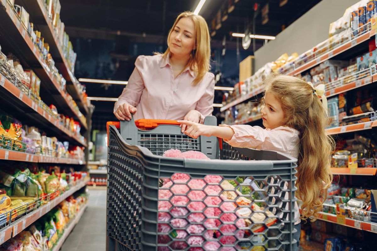 Face à l'inflation, les Français réinventent leur consommation alimentaire