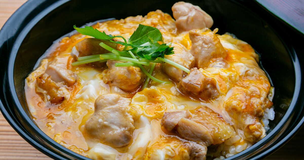 L'omelette au poulet et aux oignons, une touche japonaise