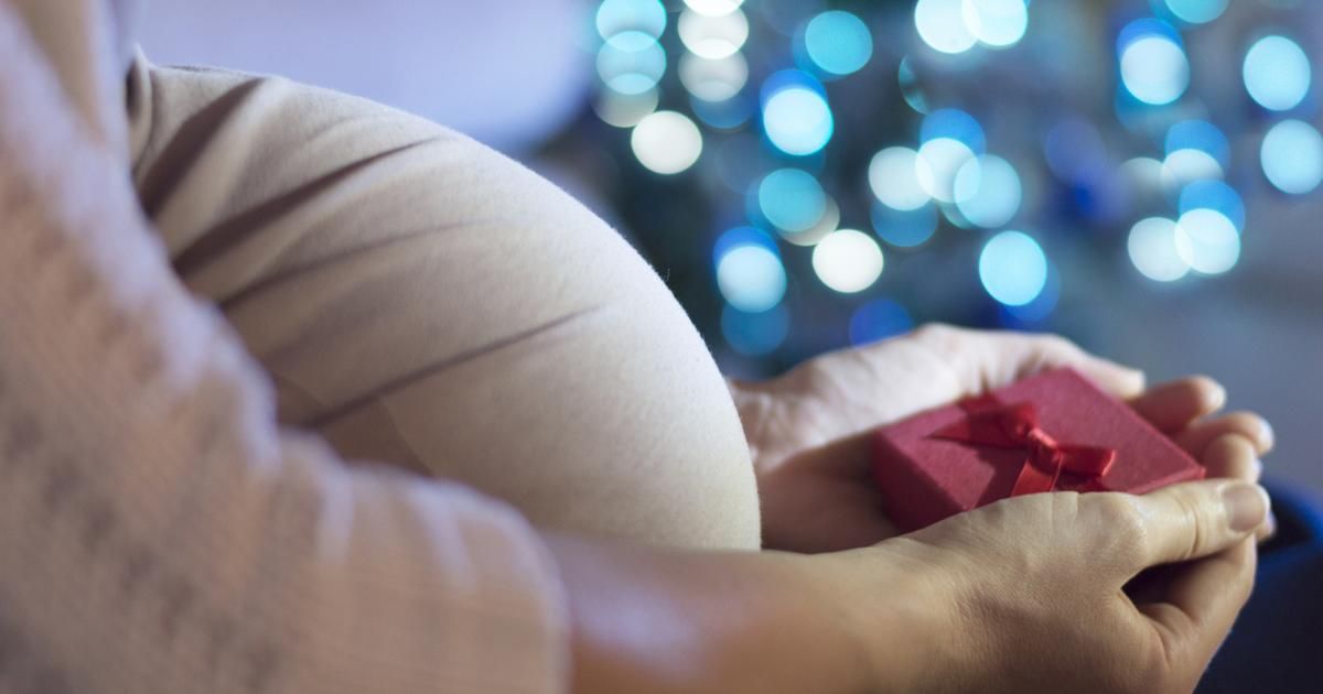 Les délicatesses de Noël : ce que les femmes enceintes peuvent vraiment consommer