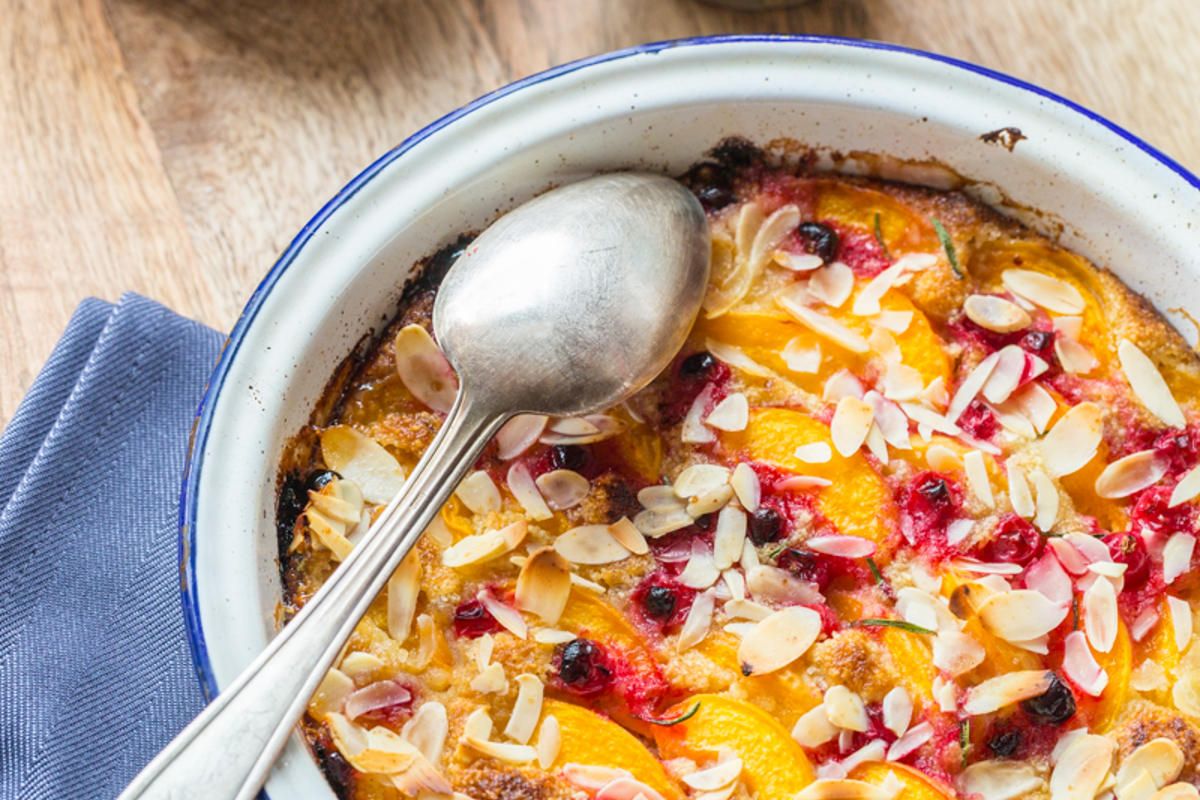 Gratin d'abricots & groseilles au romarin
