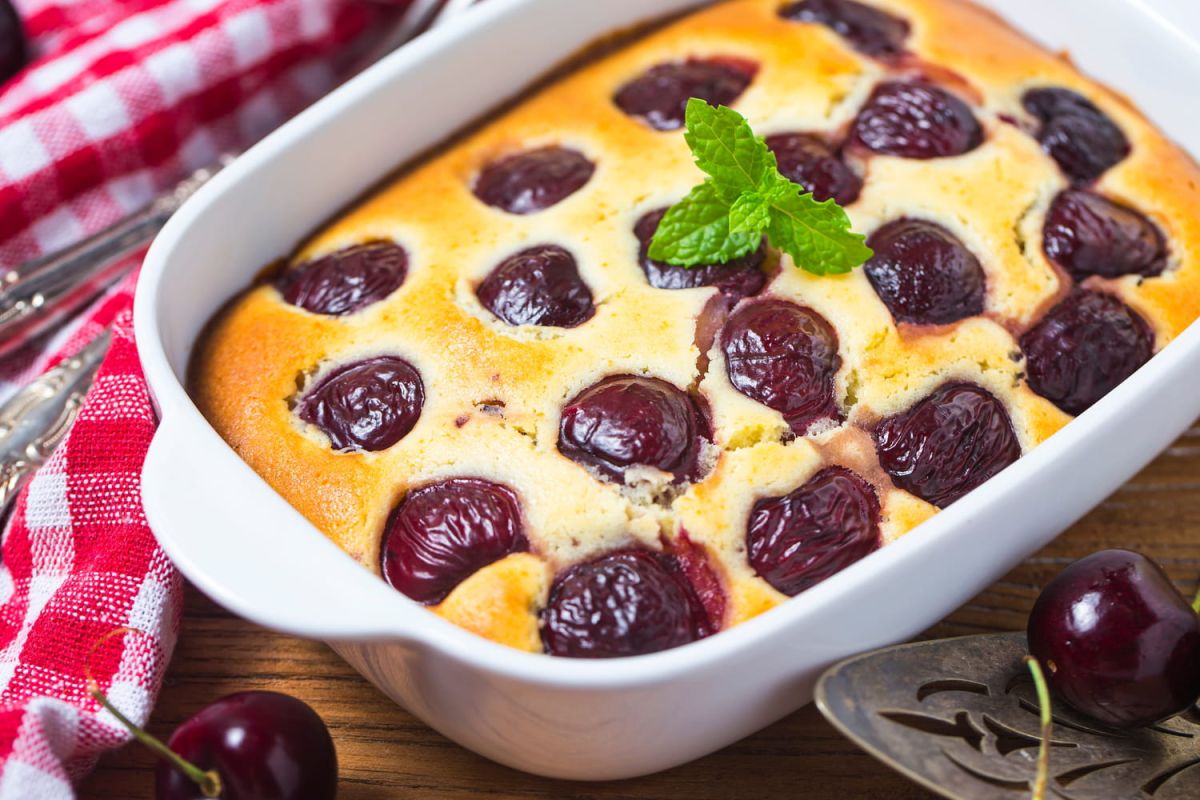 La touche innovante de Jean-François Piège pour un clafoutis aux cerises irrésistible