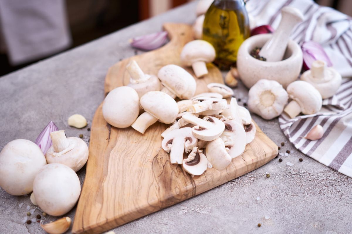 les astuces incontournables pour conserver vos champignons frais