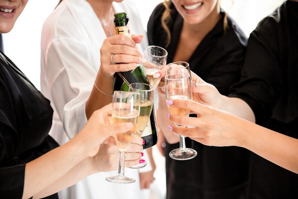 Les secrets pour déboucher une bouteille de champagne comme un expert