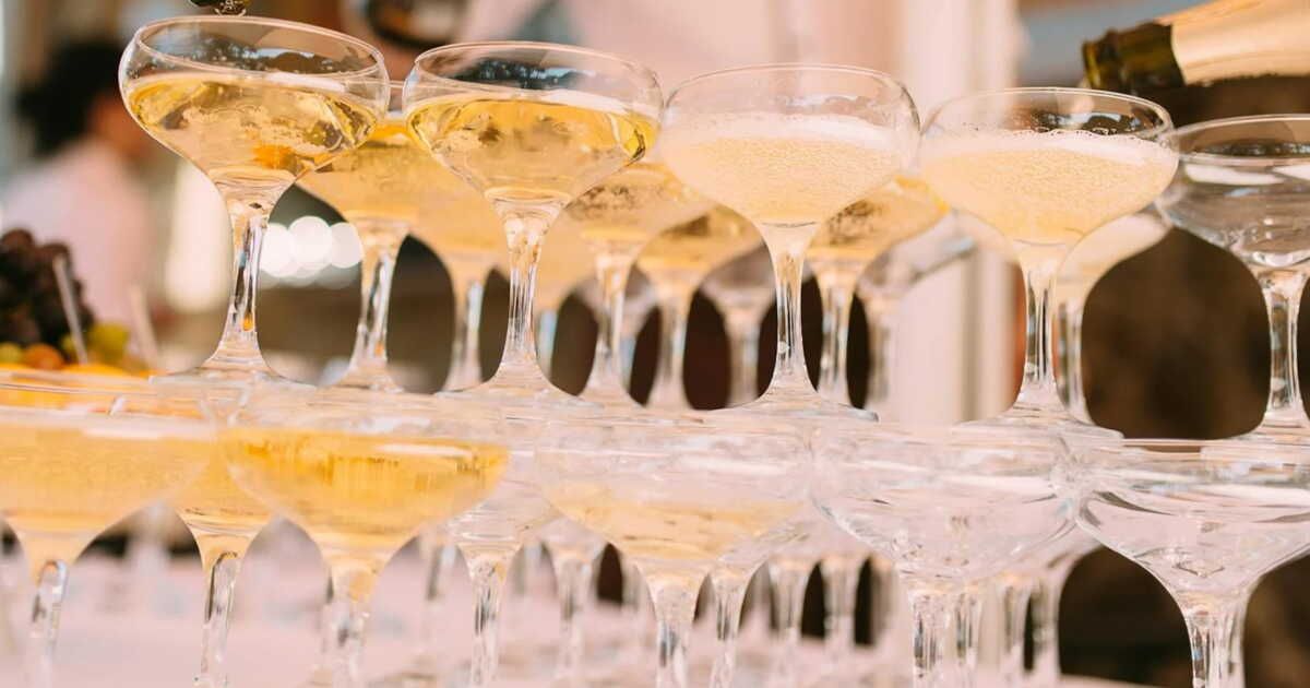 Des offres exceptionnelles à la foire aux vins : découvrez le champagne Ruinart à prix réduit