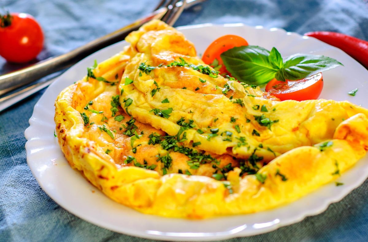 Préparez une omelette sans vaisselle : la méthode révolutionnaire