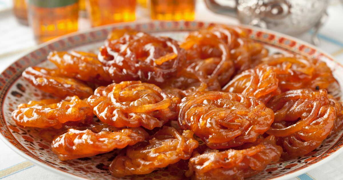 Des douceurs du Ramadan : chebakia et ghriba avec Siham Merzak