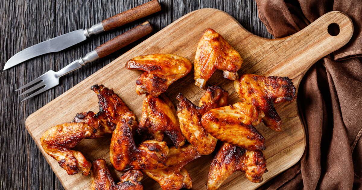 Ailerons de poulet marinés : la recette croustillante à essayer en famille