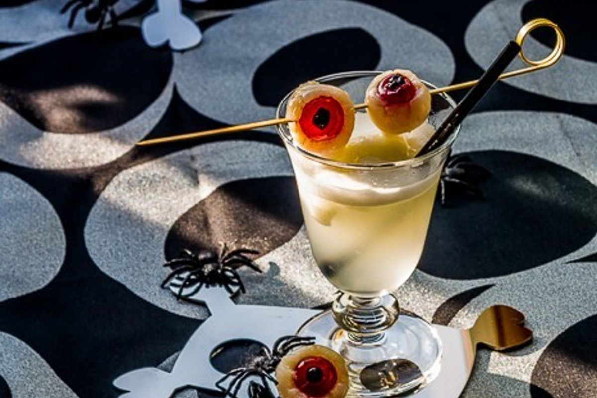 Lemon Ice Soda et ses brochettes d’yeux de zombies